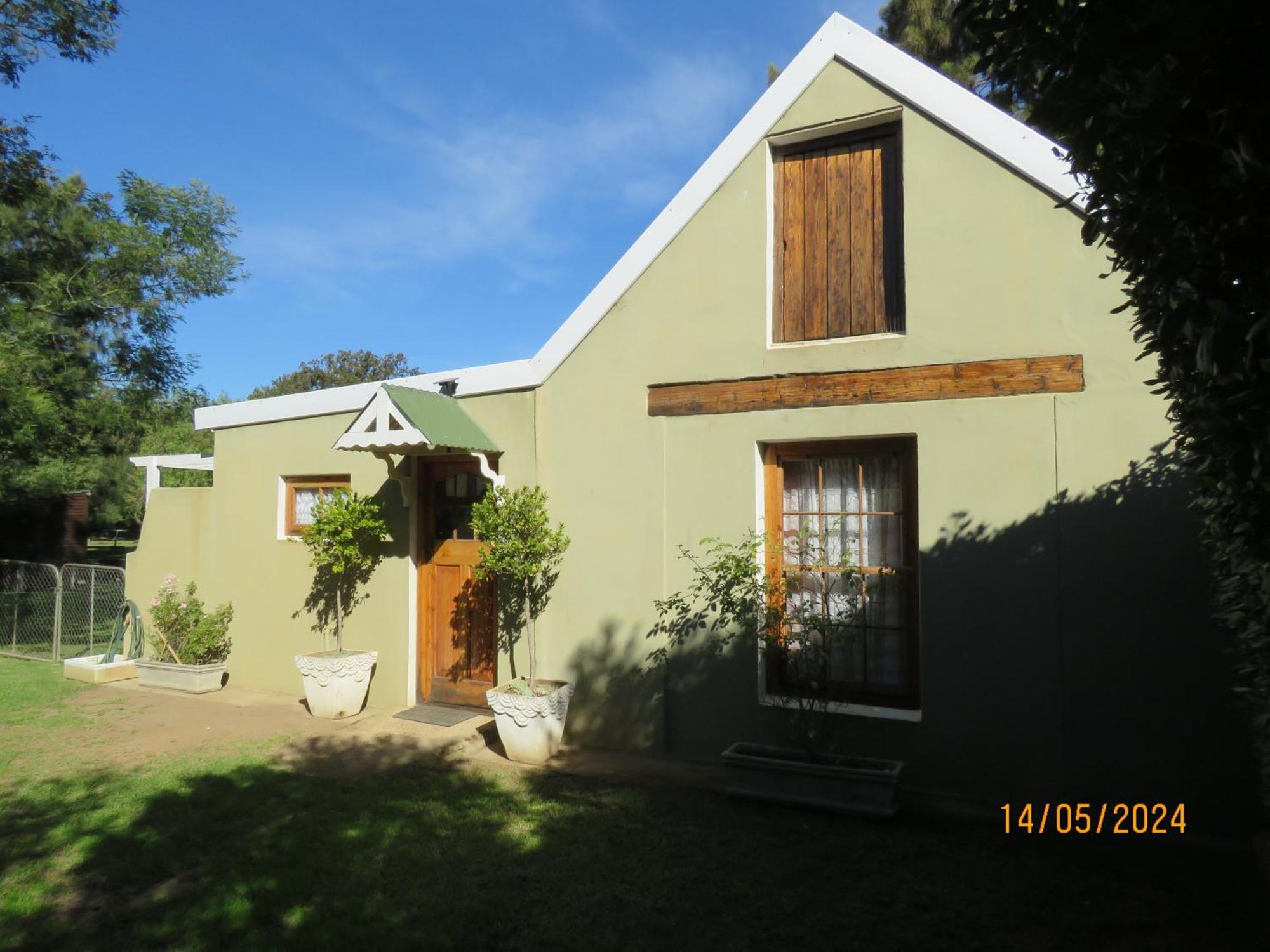Apartamento Town And Country Caledon Exterior foto