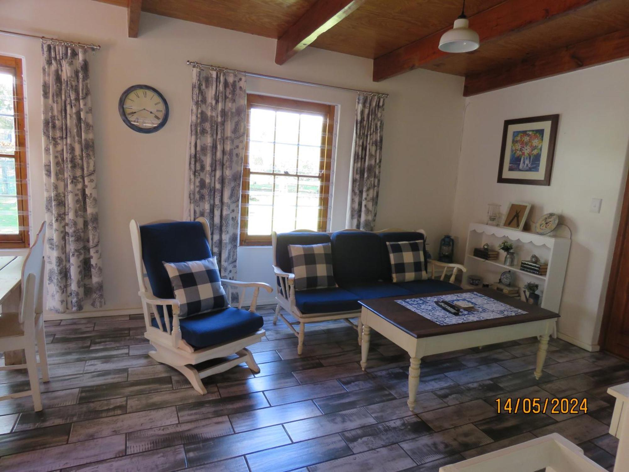 Apartamento Town And Country Caledon Exterior foto